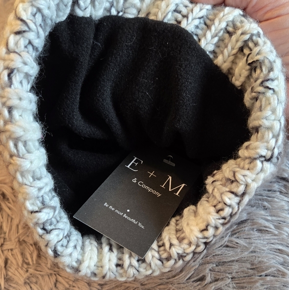 Panache Multicolored Stocking Hat with Pom Pom NWT - Picture 9 of 12